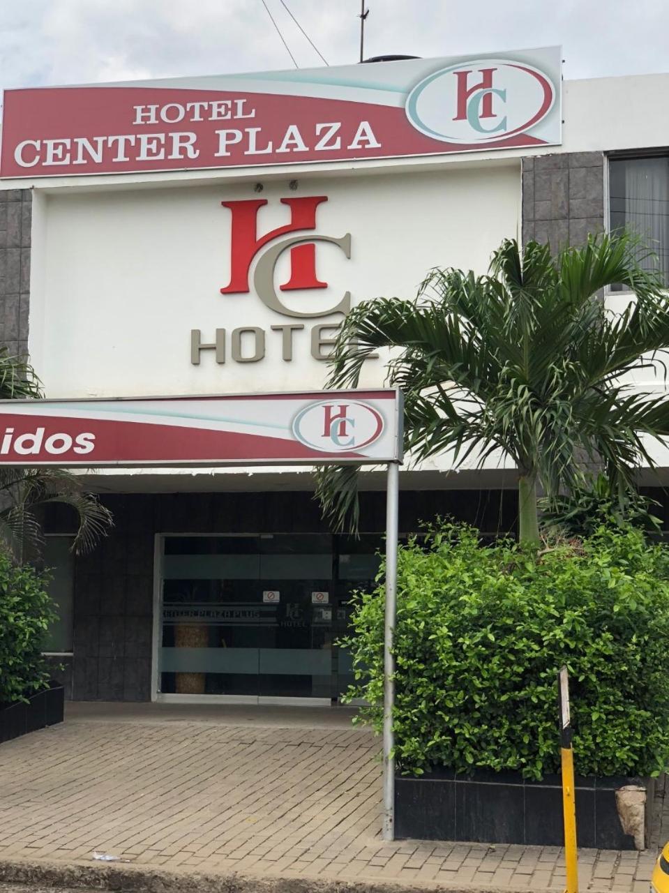 Hotel Center Plaza Plus Кукута Экстерьер фото